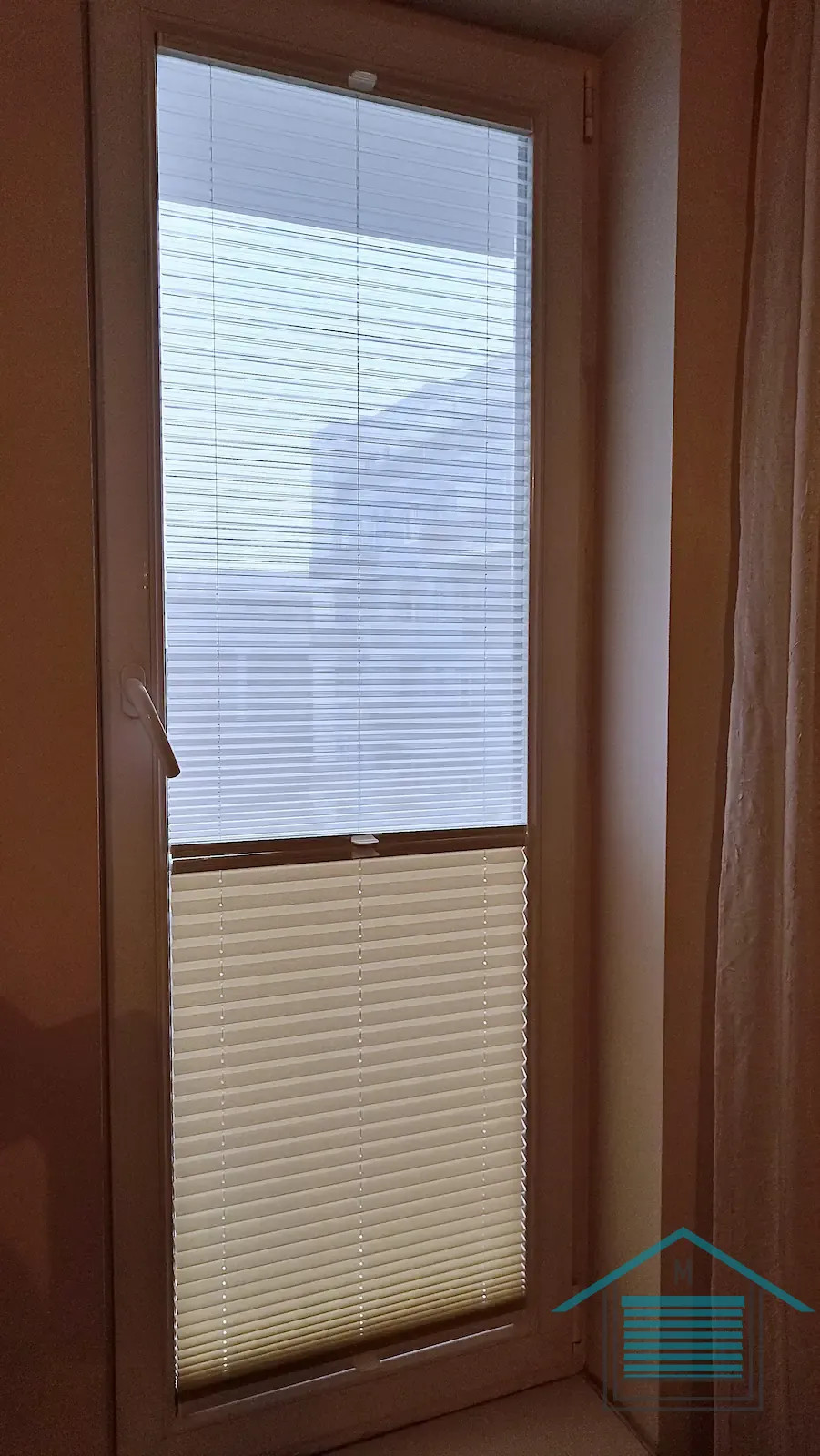 Plisé žaluzie Den a noc na klasické okno, Praze 10