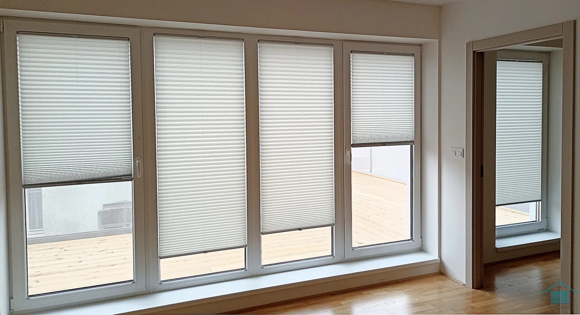 Elegantní plisé žaluzie pro velká okna Praha 12